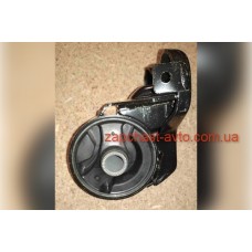 Подушка двигателя передняя Cerato 1,6-2,0, 04- GY 21910-2F110