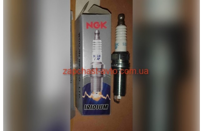 Свечи зажигания Elantra, I30, IX35, Sportage 13-, 2.0l NGK 18846-11070, SILZKR7B11