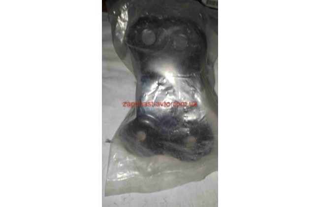 Кронштейн правого заднего продольного рычага Cerato 04-08 Mobis 55130-2F000
