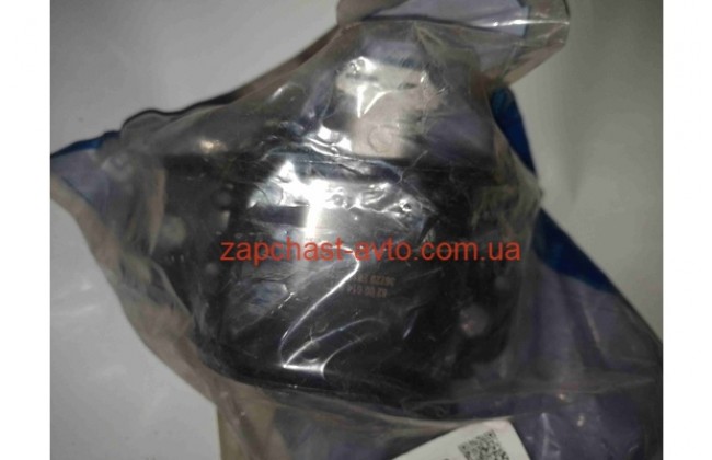 Опора двигателя правая Megane2, Scenic, Kangoo 1.4-1.6 16V Impergom 8200014931, 36729